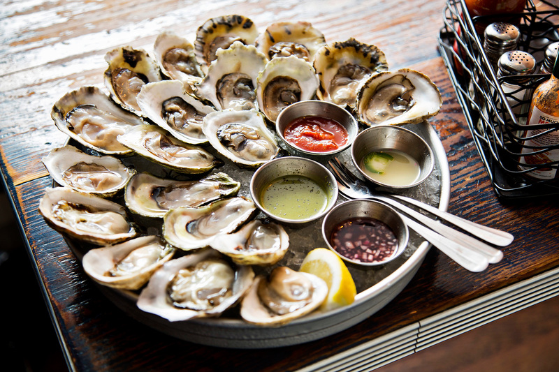 頂讓灣仔西餐廳生意飲食生意・生意轉讓・特許經營・加盟・做生意・生意頂讓・頂手・生意買賣・買生意・小食牌・商機・飲食牌照・開小食店・小本創業
